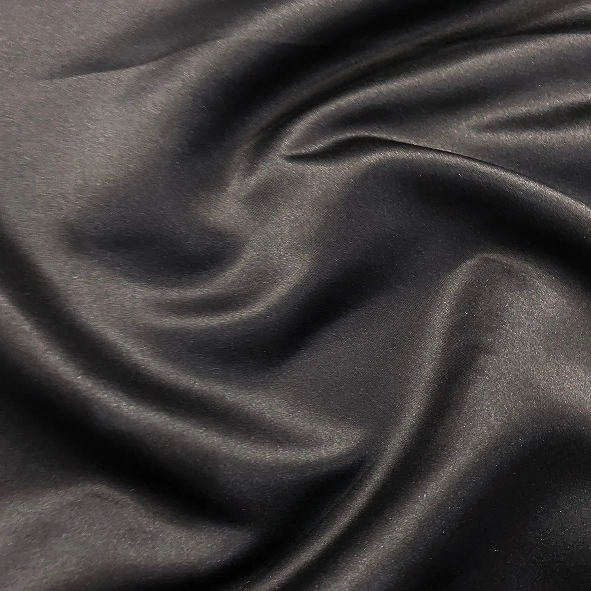 Lamour (Dull) Satin Table Linen in Gray 1665