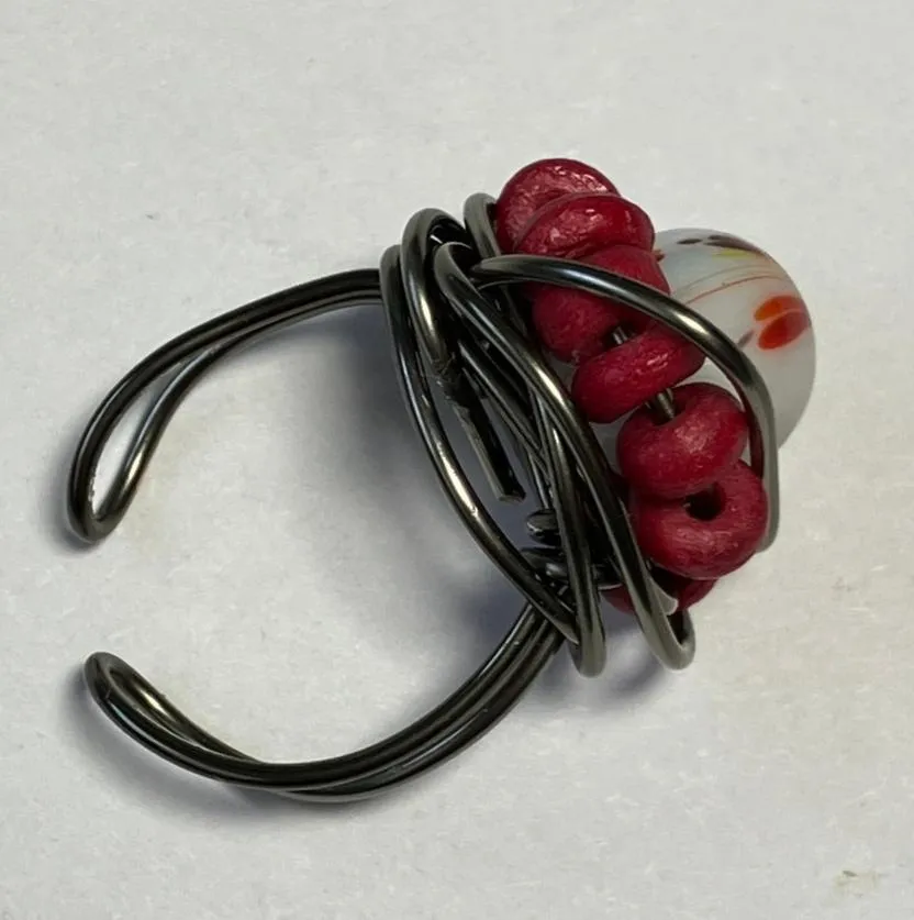 Red V Glass Bead with Red Wooden Beads Ring